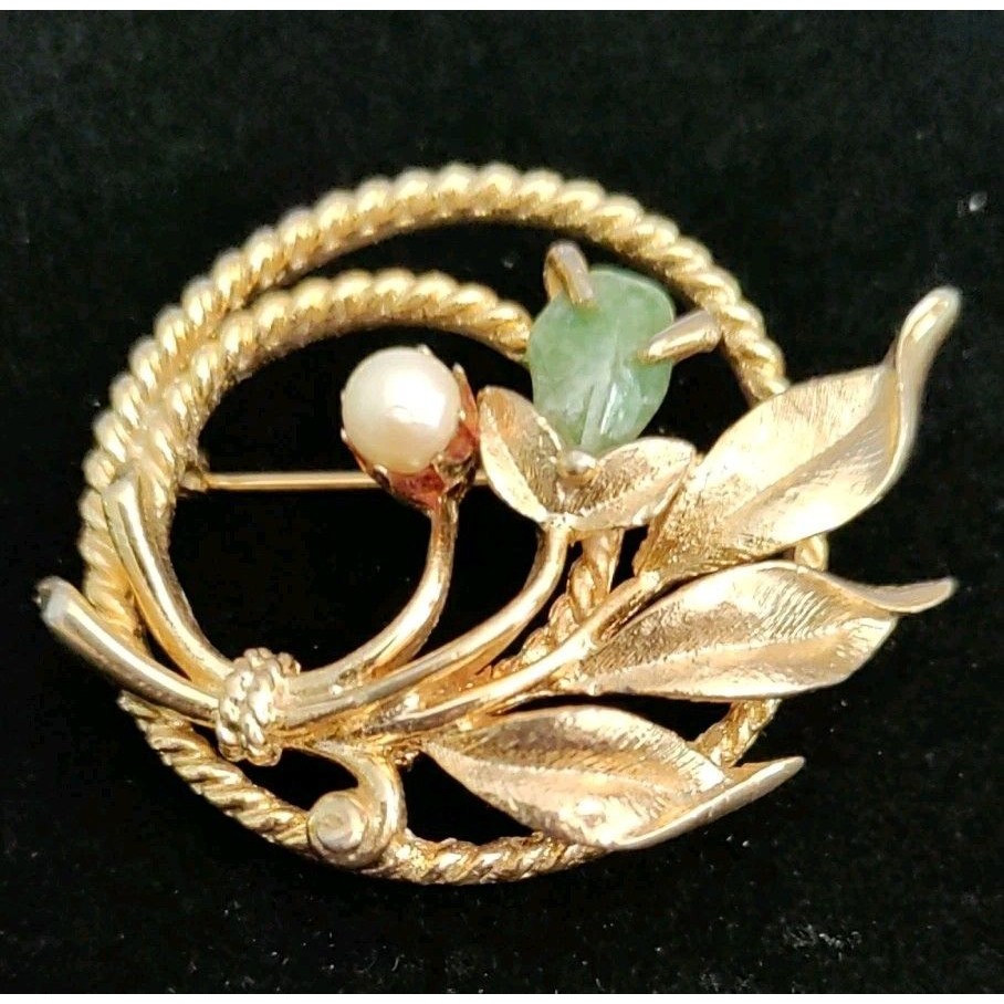 Vintage Sarah Coventry Jade Garden Goldtone Brooch Jade & Pearl Beauty